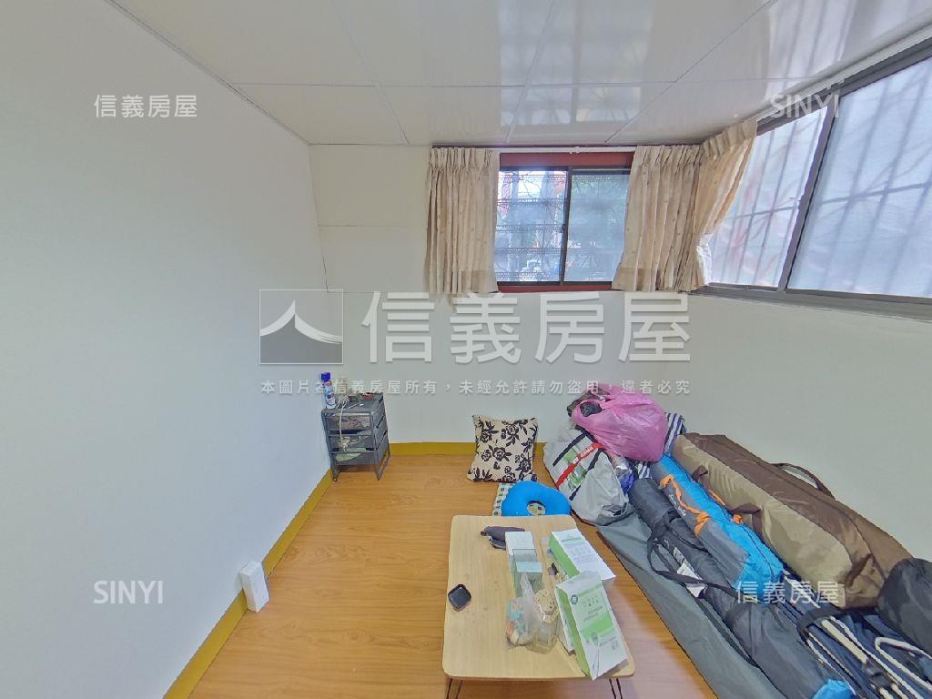 捷運方正邊間壹樓房屋室內格局與周邊環境