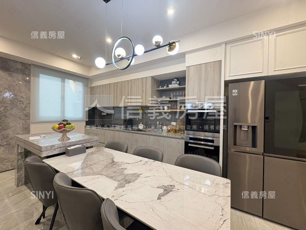 ⭐輕屋齡質感電梯雙車墅房屋室內格局與周邊環境