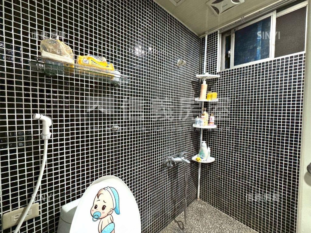 公益黎明商圈｜美三房車位房屋室內格局與周邊環境