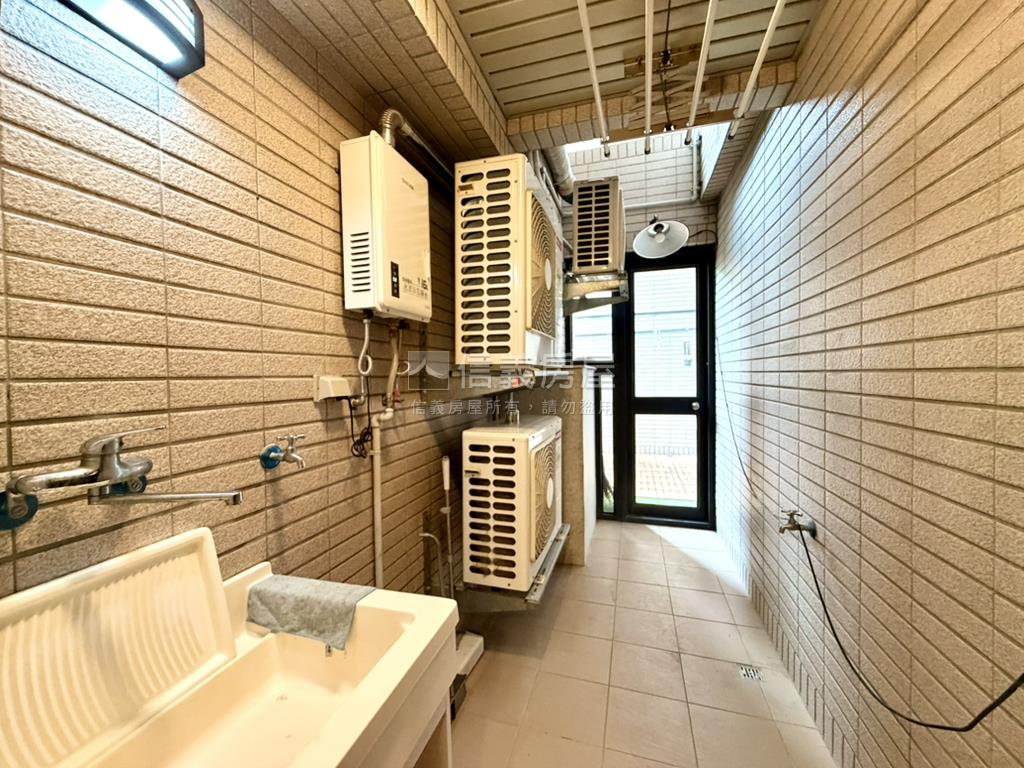 明星學區登陽三房平車房屋室內格局與周邊環境