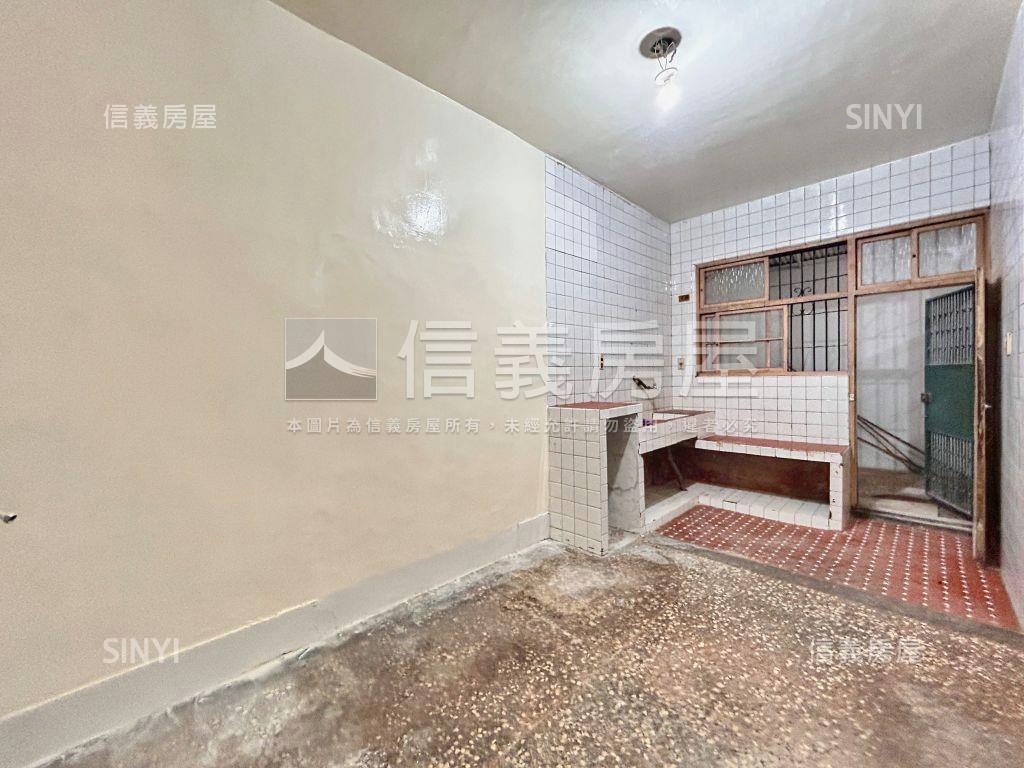 低總價裕民街一樓房屋室內格局與周邊環境