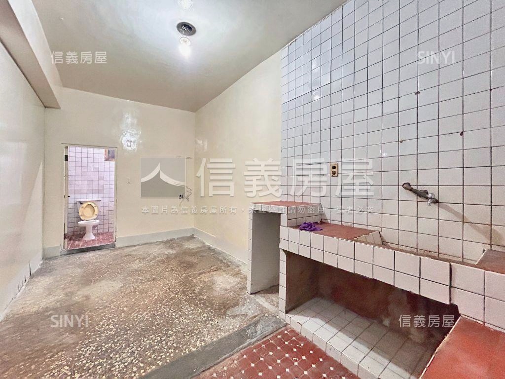 低總價裕民街一樓房屋室內格局與周邊環境