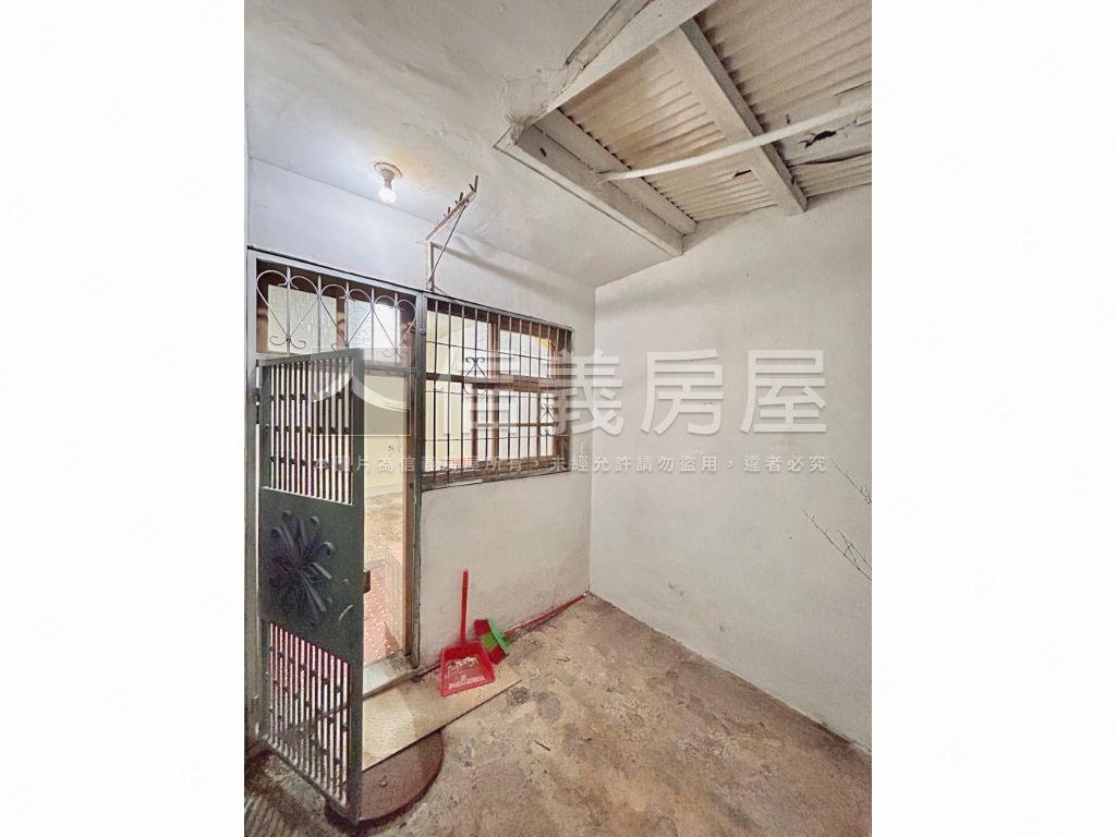 低總價裕民街一樓房屋室內格局與周邊環境