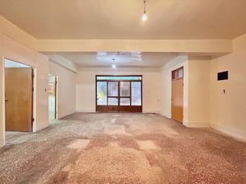 門口方便停車公寓一樓