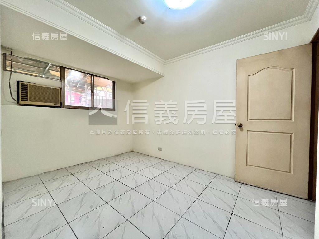 中庭昌平三房房屋室內格局與周邊環境