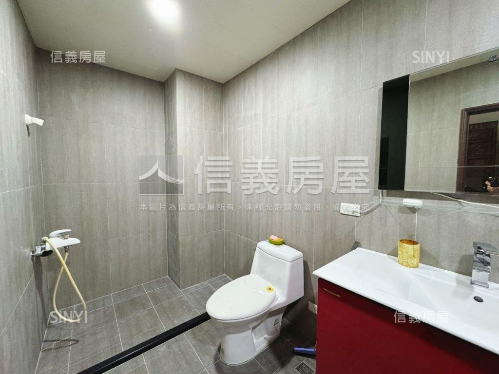 江南頂樓豪景大戶房屋室內格局與周邊環境