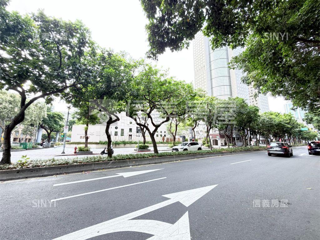 商業用２樓朝南面和平林蔭房屋室內格局與周邊環境