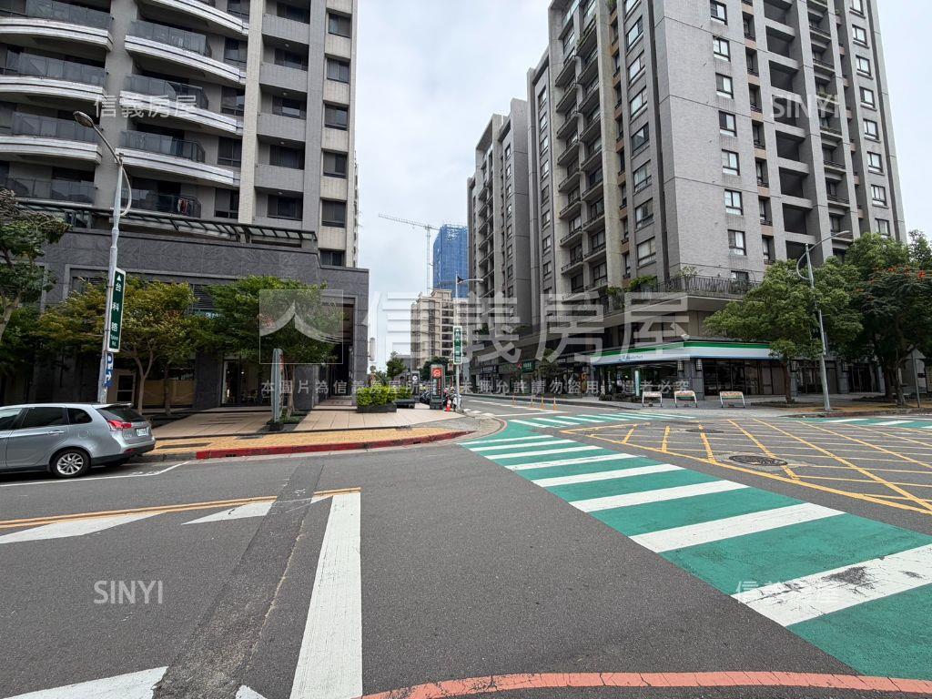 河岸視野寬樸大三房房屋室內格局與周邊環境