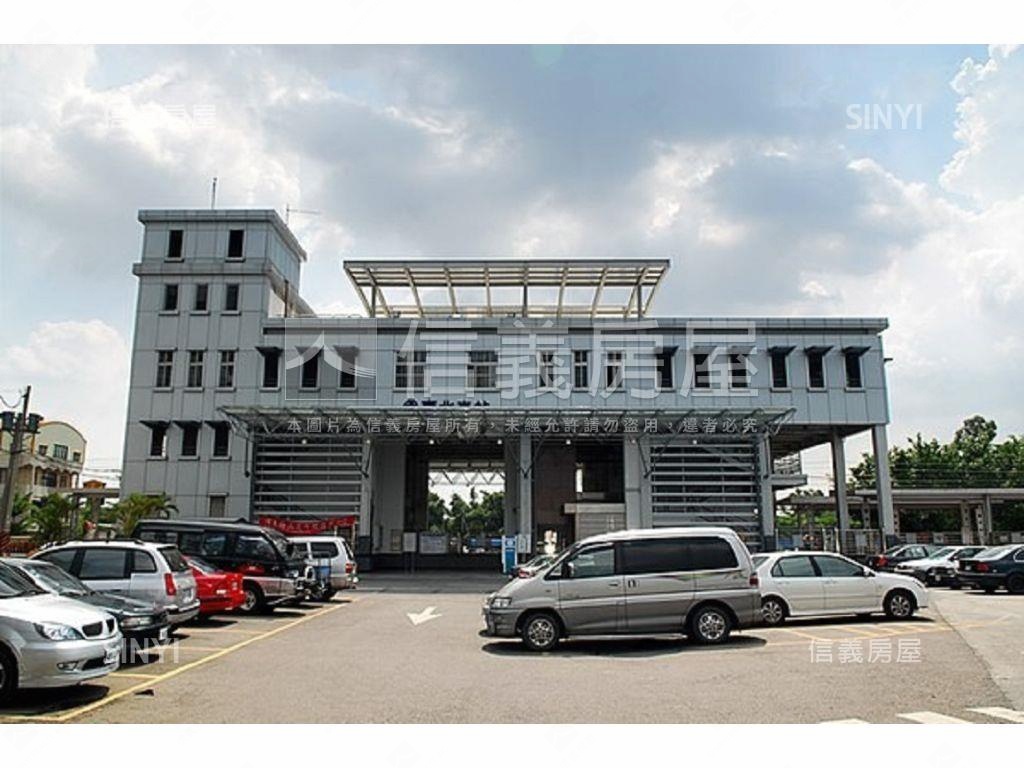 急售嘉義近好市多透天房屋室內格局與周邊環境