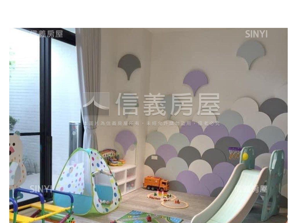 建平六街精品日租透天房屋室內格局與周邊環境