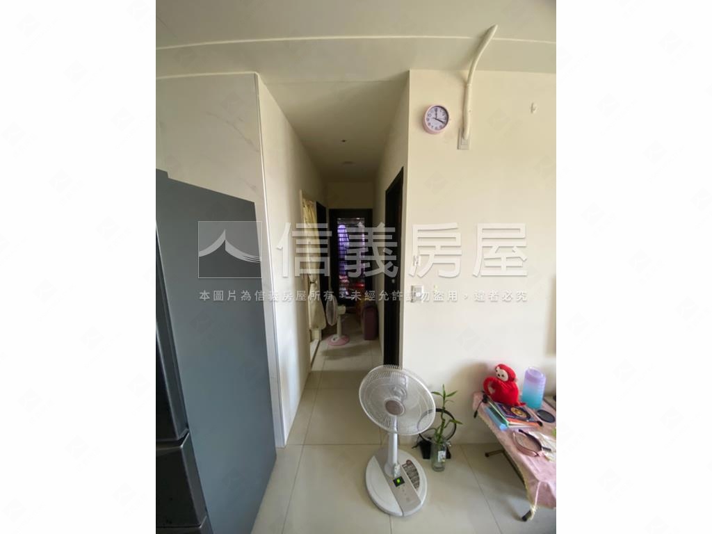 專任和美時尚精緻２房房屋室內格局與周邊環境