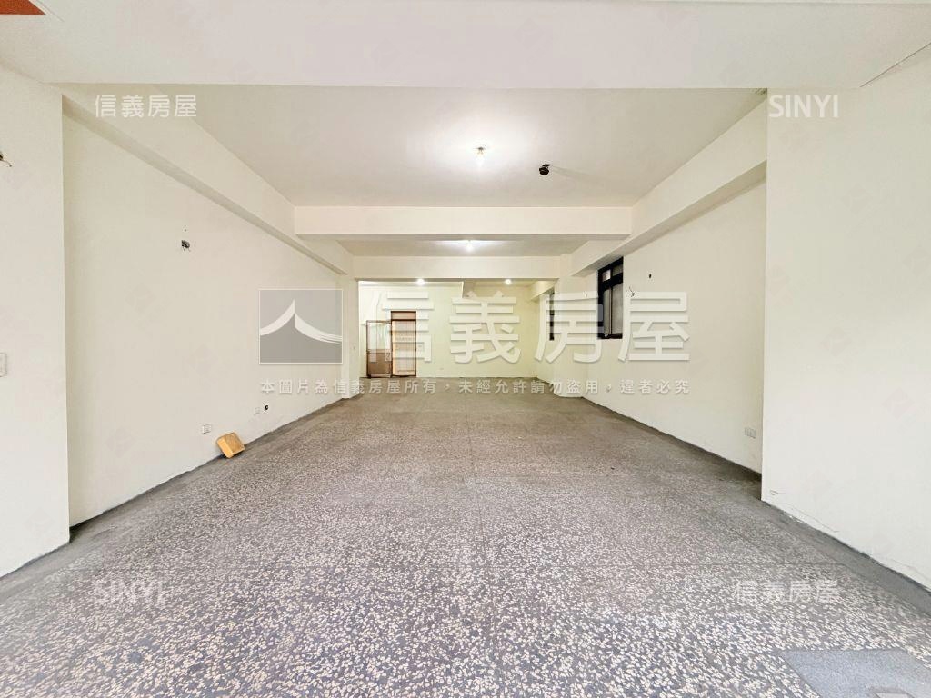 東華五福臨門車位店面房屋室內格局與周邊環境