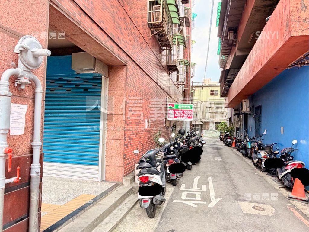 東華五福臨門車位店面房屋室內格局與周邊環境