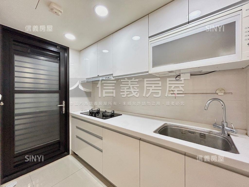 中山世紀高樓２房房屋室內格局與周邊環境