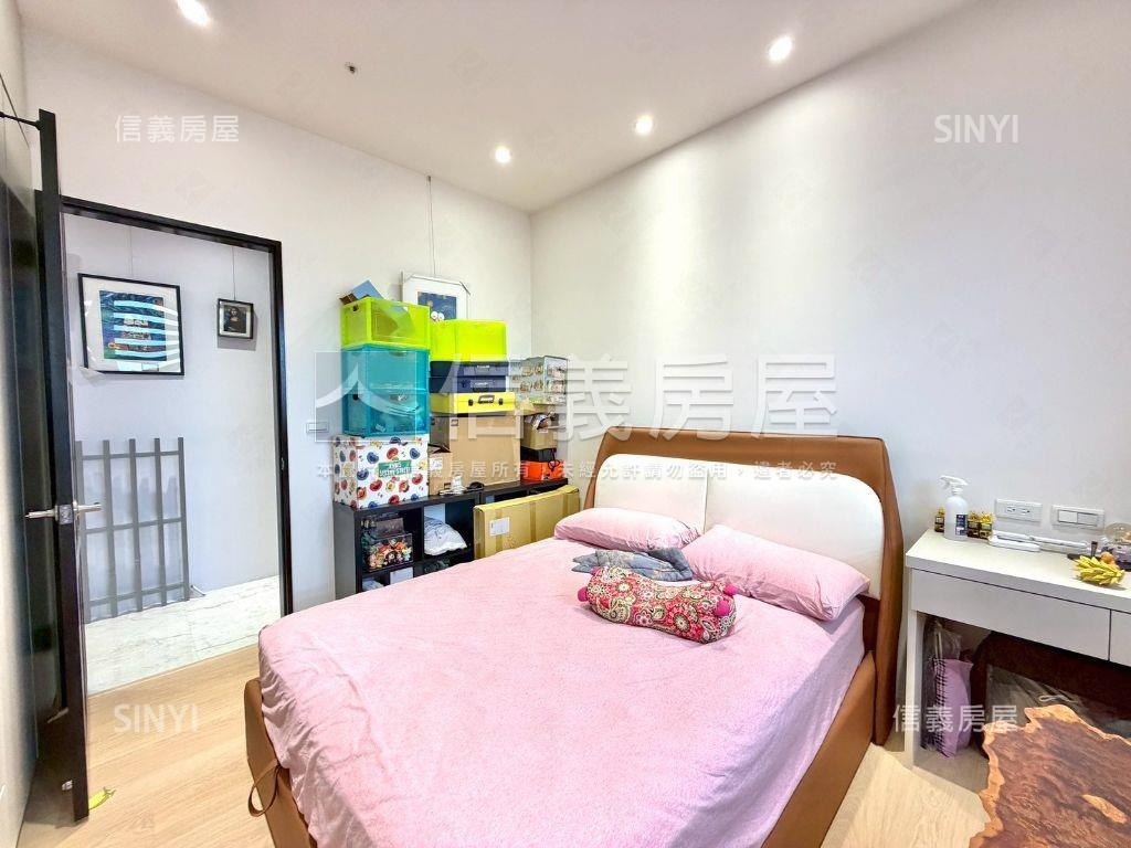 天濶河岸第一排房屋室內格局與周邊環境