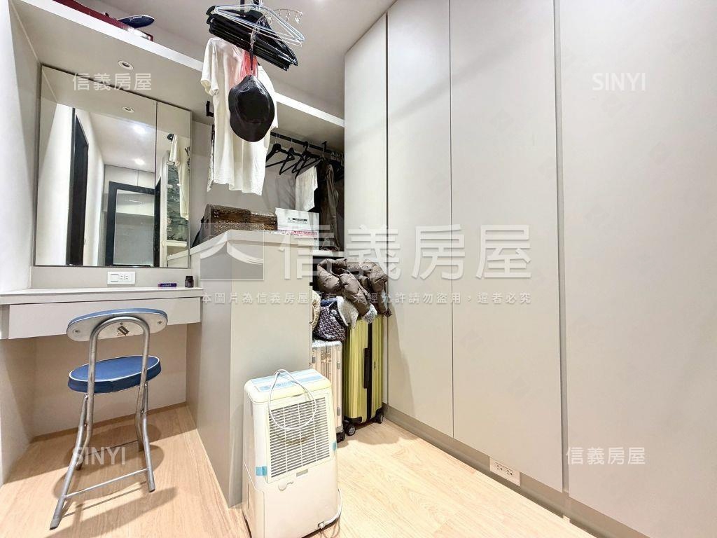 天濶河岸第一排房屋室內格局與周邊環境