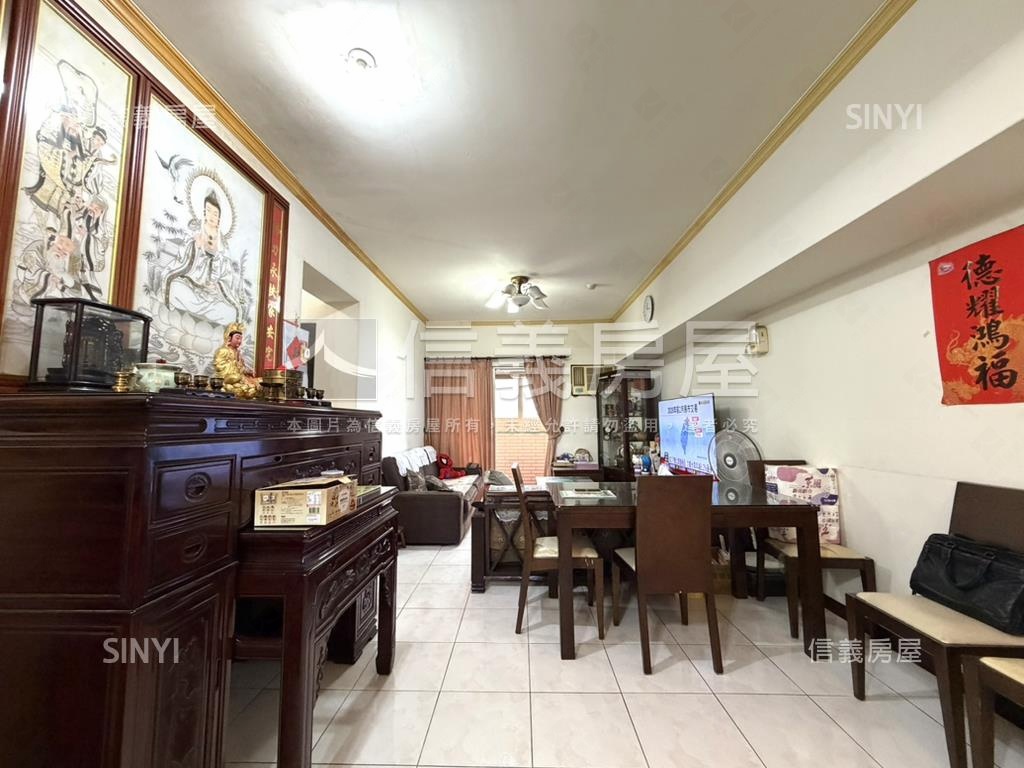 花園廣場雅致三房房屋室內格局與周邊環境