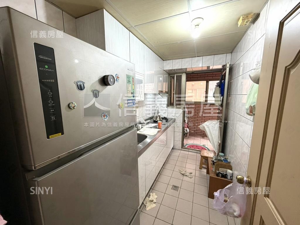 花園廣場雅致三房房屋室內格局與周邊環境