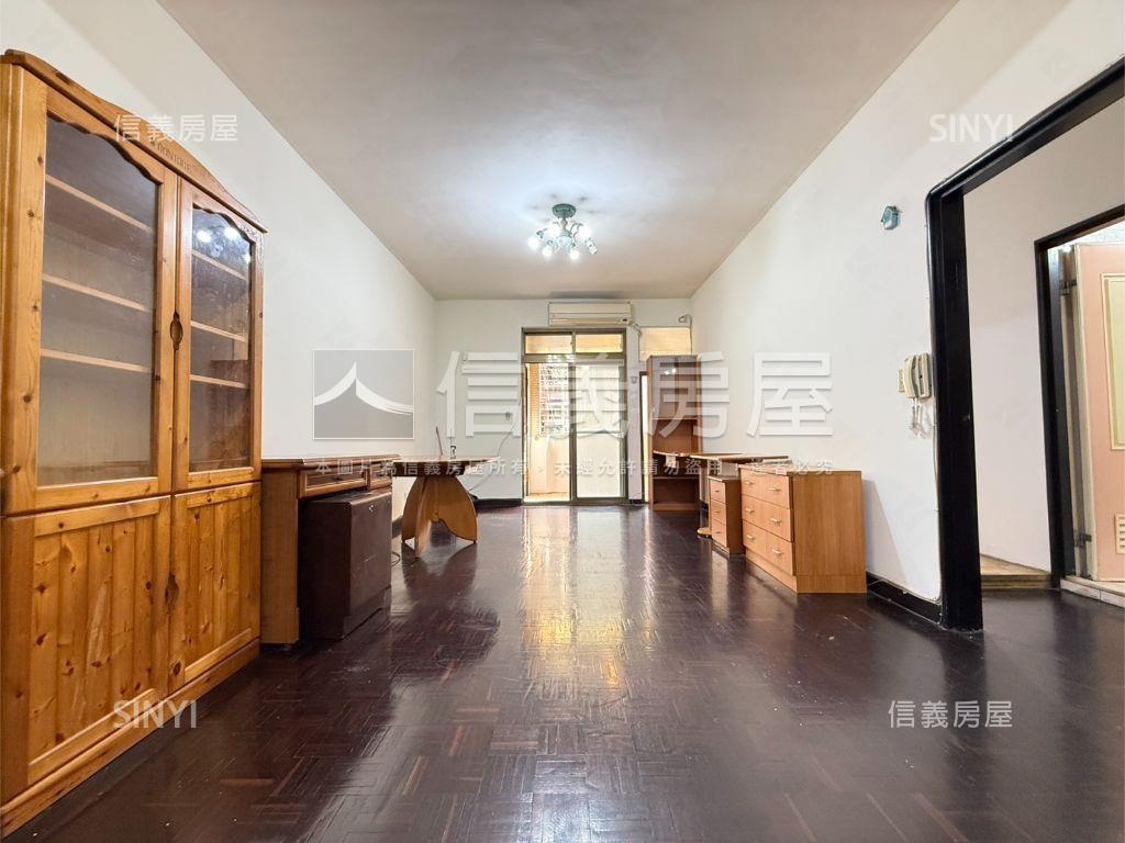 民生社區－南北向方正３樓房屋室內格局與周邊環境