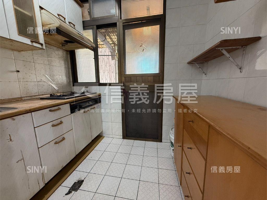 民生社區－南北向方正３樓房屋室內格局與周邊環境