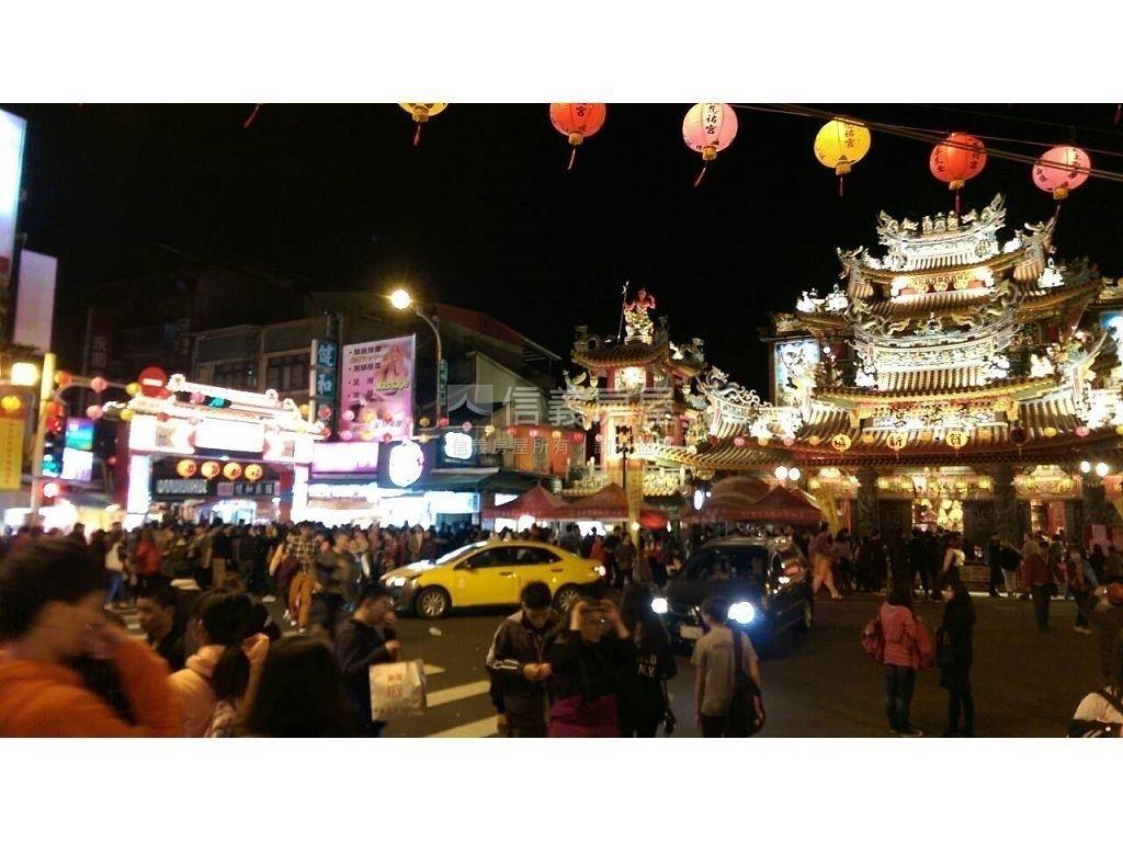 饒河夜市廟口第一間透天房屋室內格局與周邊環境