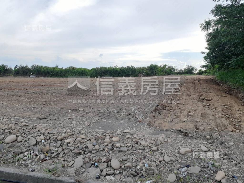 楓港台１線方正農地房屋室內格局與周邊環境