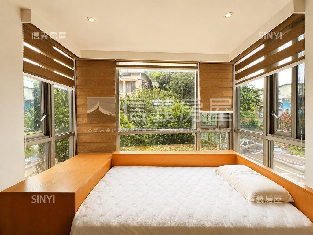 近興隆國小稀有庭院透天房屋室內格局與周邊環境