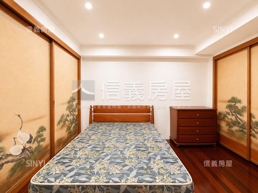 近興隆國小稀有庭院透天房屋室內格局與周邊環境