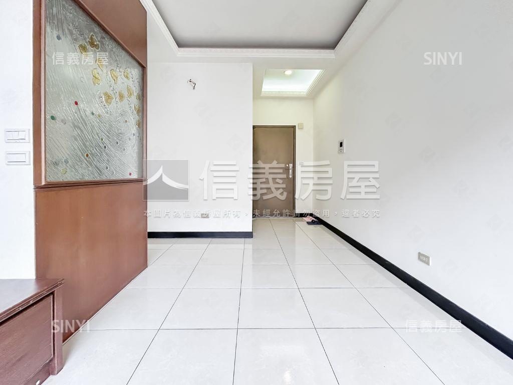 長堤高樓明亮美２房房屋室內格局與周邊環境