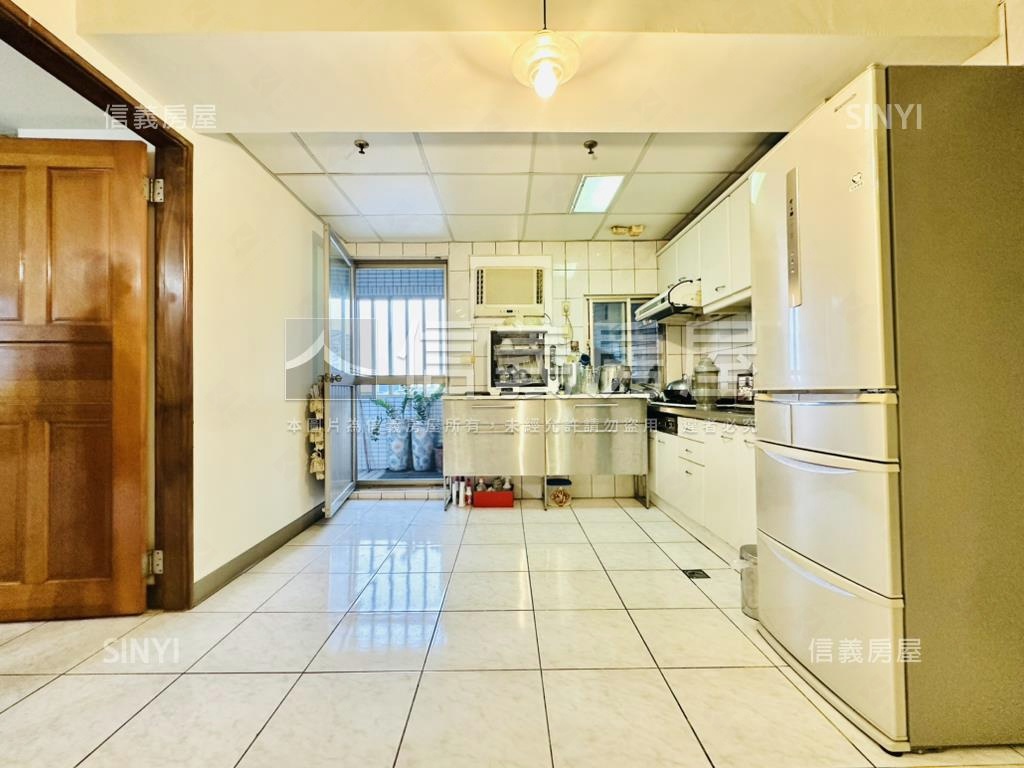 近一中綠園道旁高樓採光屋房屋室內格局與周邊環境