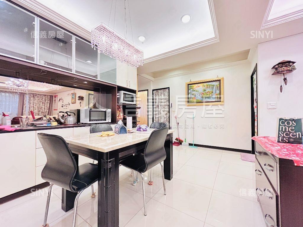 梵谷星空三房車位房屋室內格局與周邊環境