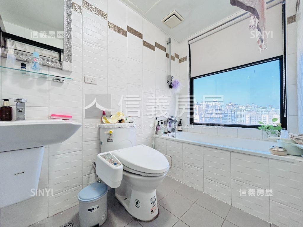 梵谷星空三房車位房屋室內格局與周邊環境