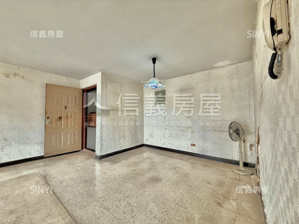 【成功國宅】山景朝南高樓房屋室內格局與周邊環境