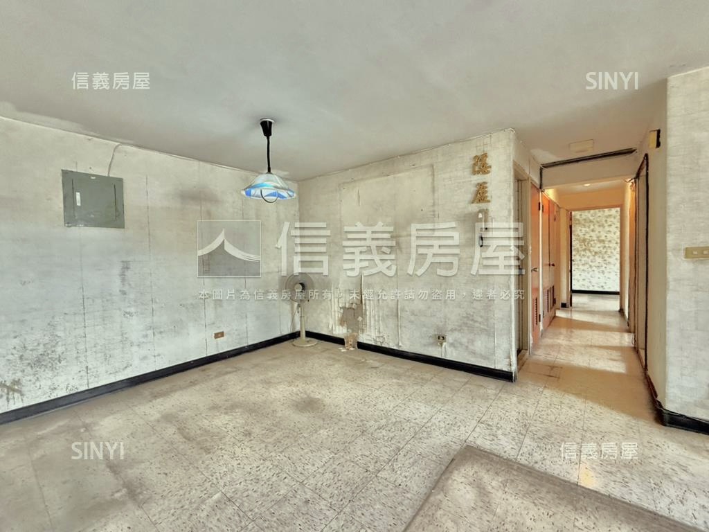 【成功國宅】山景朝南高樓房屋室內格局與周邊環境