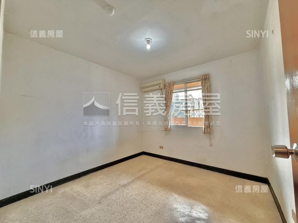 【成功國宅】山景朝南高樓房屋室內格局與周邊環境