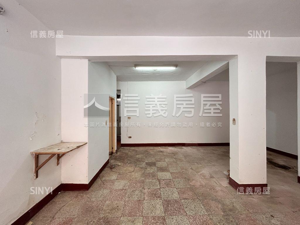 面寬１樓自用做生意首選房屋室內格局與周邊環境