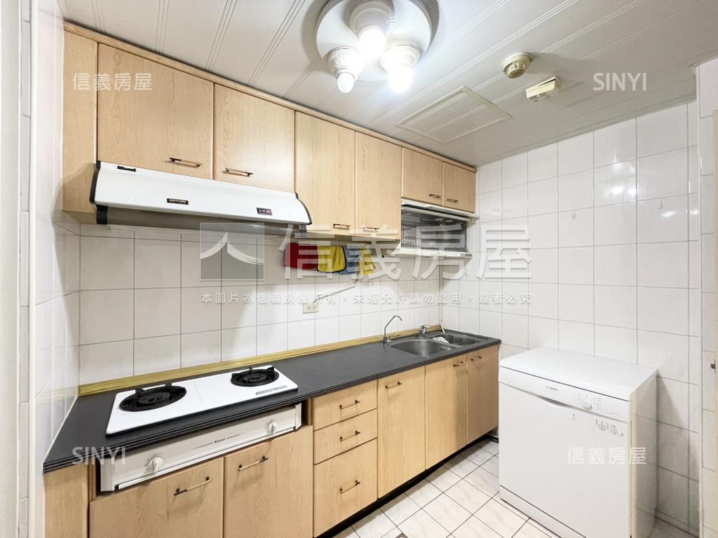 寶路樹梢綠景美三房房屋室內格局與周邊環境