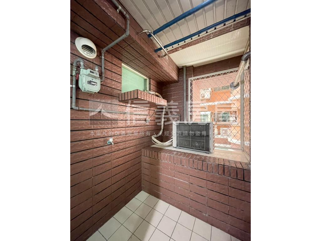 寶路樹梢綠景美三房房屋室內格局與周邊環境