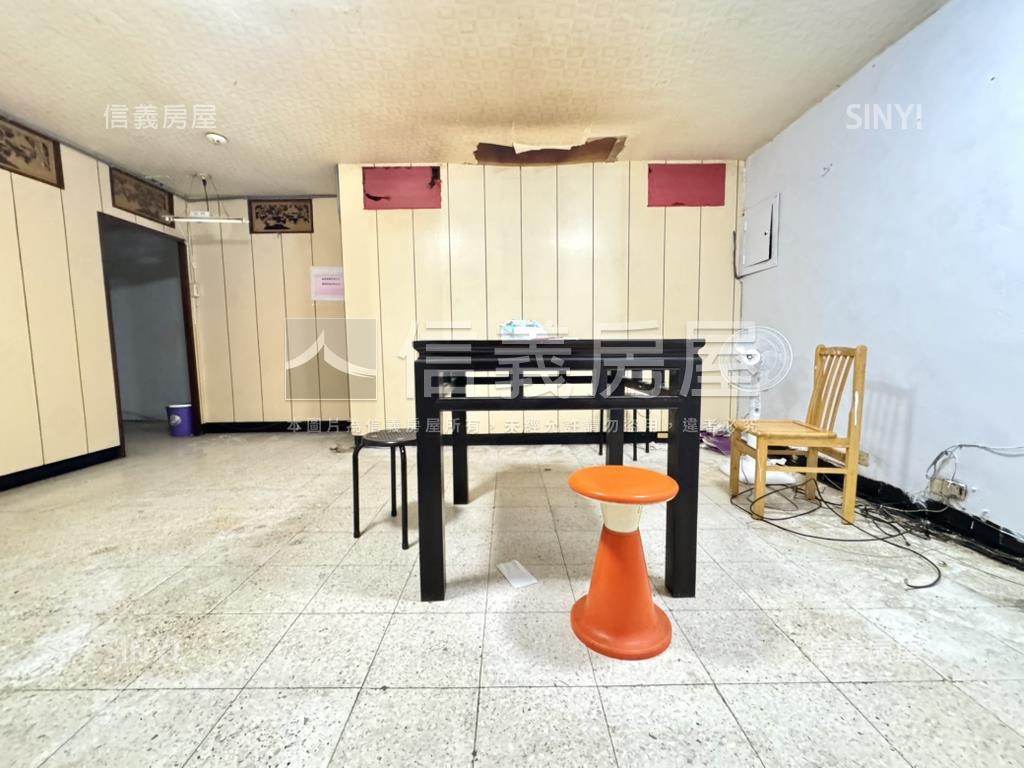 民生社區起家金店面房屋室內格局與周邊環境