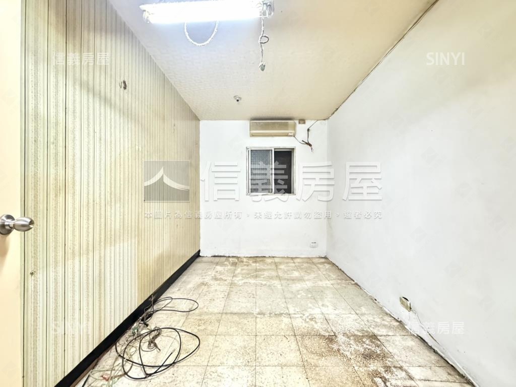 民生社區起家金店面房屋室內格局與周邊環境