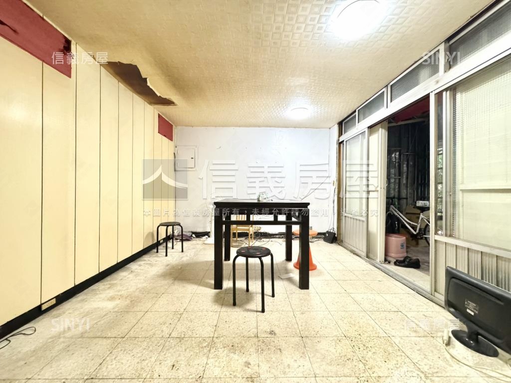 民生社區起家金店面房屋室內格局與周邊環境