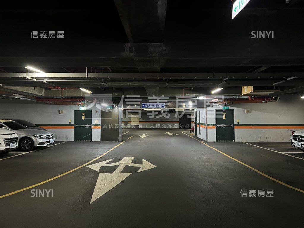 ★力麒雙星★車位房屋室內格局與周邊環境