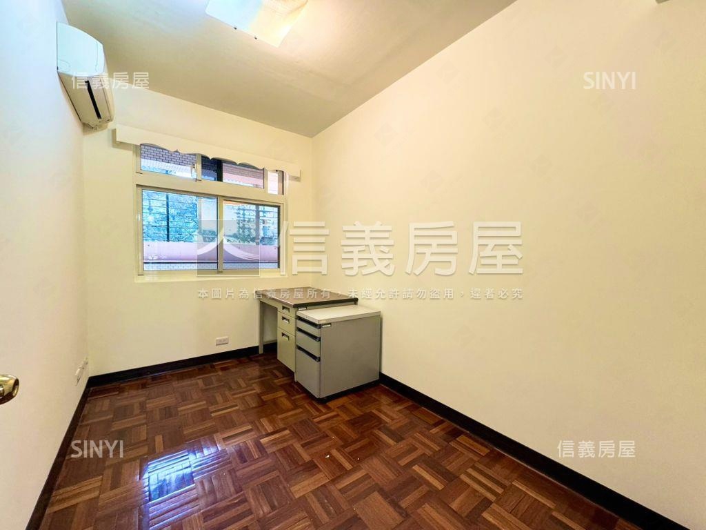 大安雙捷運管理四房房屋室內格局與周邊環境