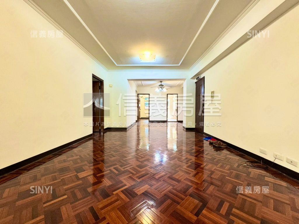 大安雙捷運管理四房房屋室內格局與周邊環境