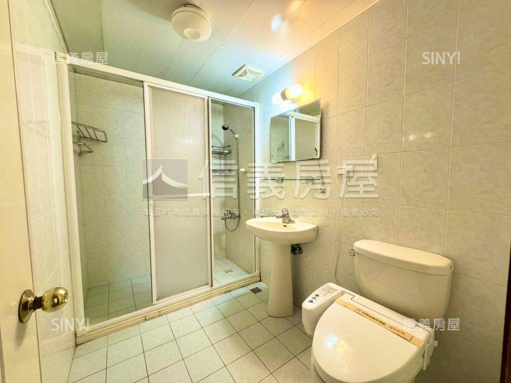 大安雙捷運管理四房房屋室內格局與周邊環境