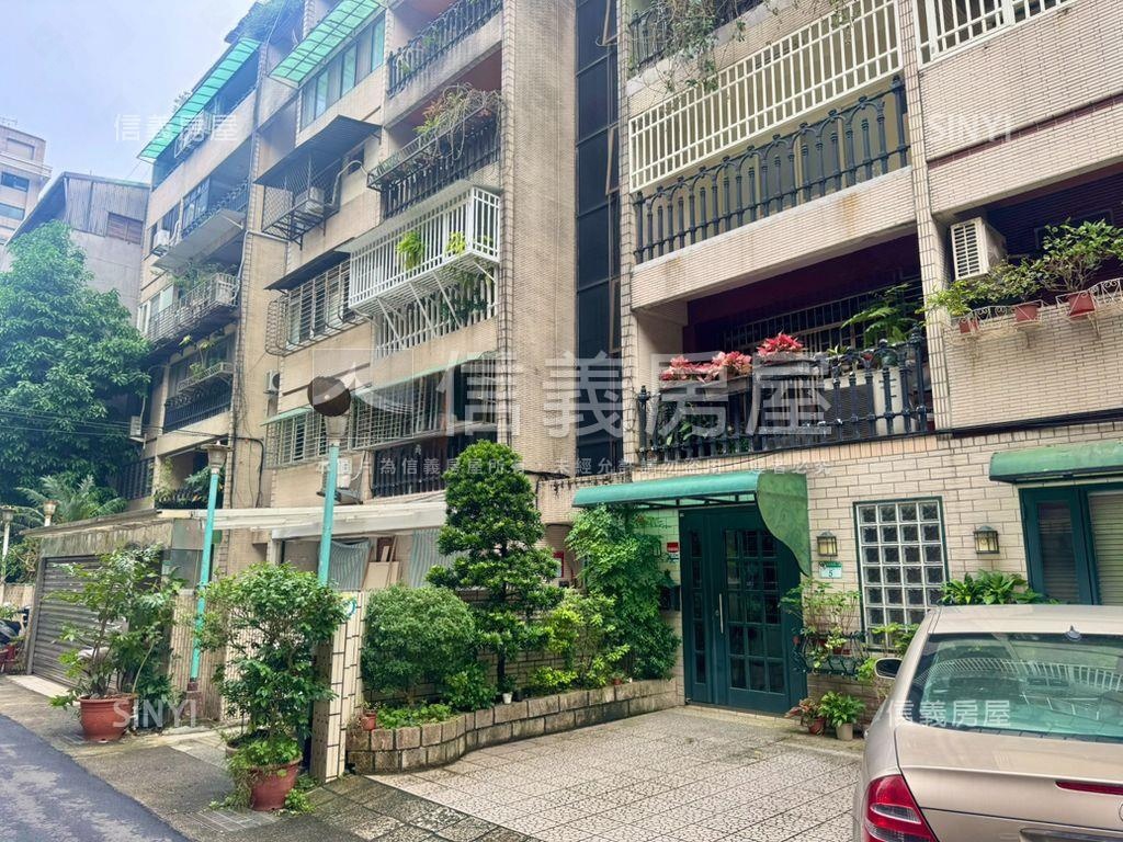 大安雙捷運管理四房房屋室內格局與周邊環境