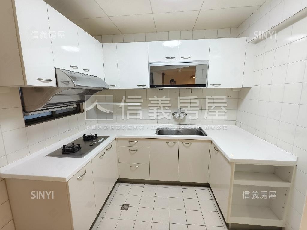 四號公園樓中樓美寓房屋室內格局與周邊環境