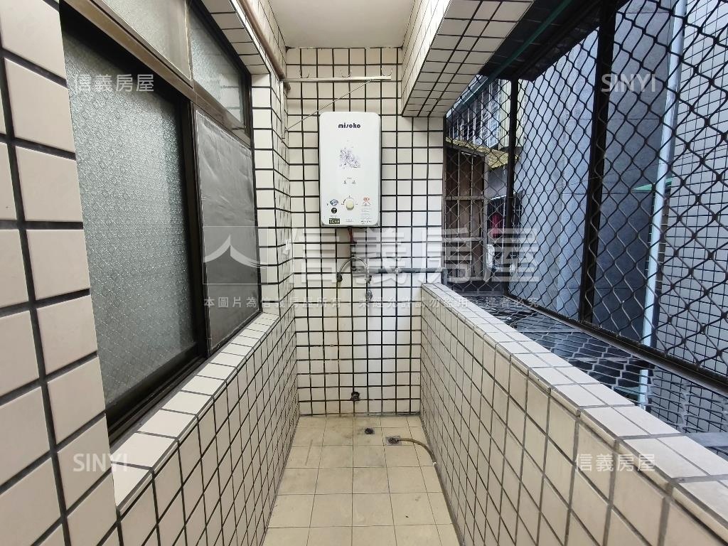 四號公園樓中樓美寓房屋室內格局與周邊環境
