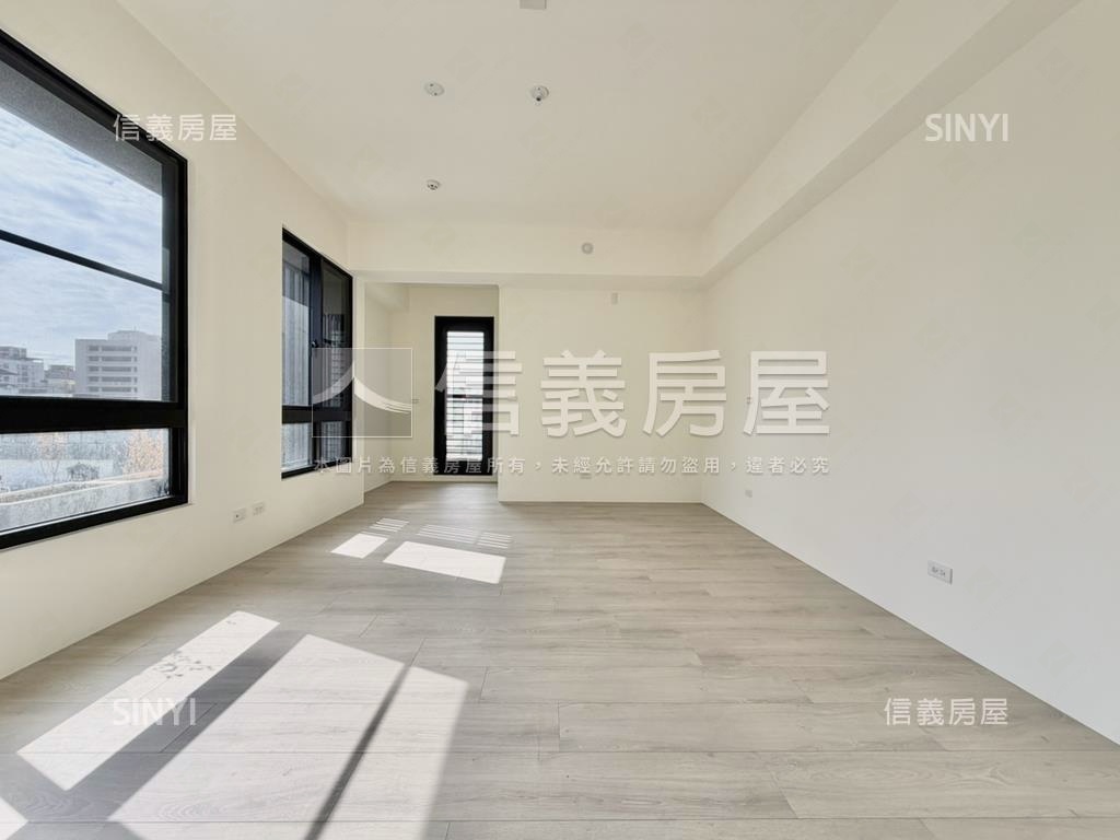 元心建設三面採光角墅房屋室內格局與周邊環境