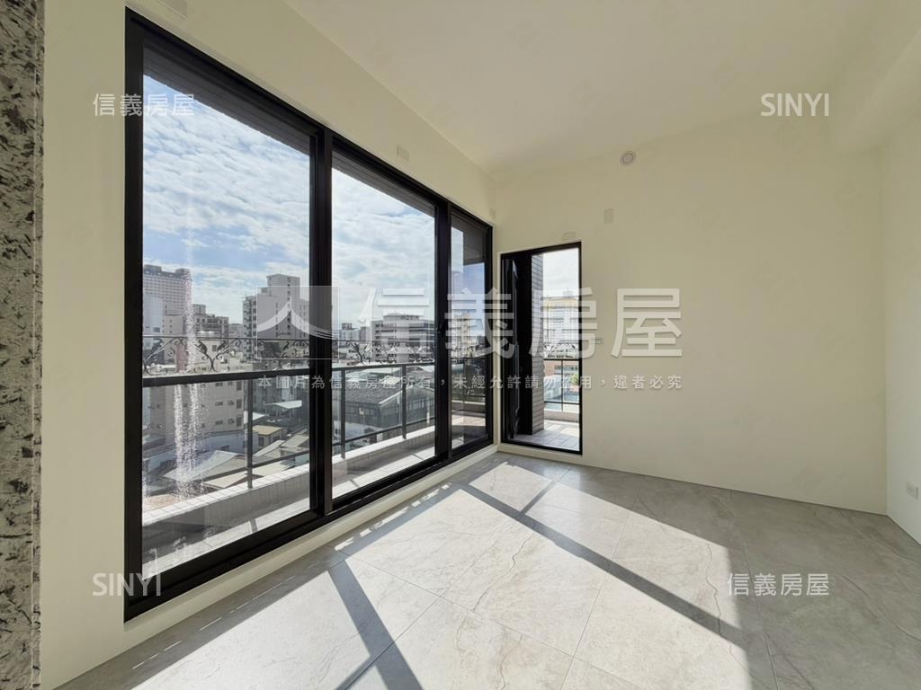 元心建設三面採光角墅房屋室內格局與周邊環境